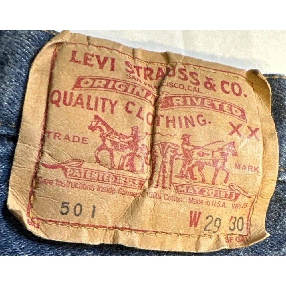 Vintage Levi's 501 Fuzzy Blue Denim‎ Jeans USA 80's 29x30 (Actual 27x27)
